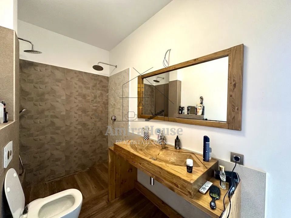 Apartament 3 camere in imobil tip vila, 79 mp, garaj, curte comuna, Gruia - Poză 14