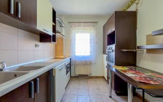 Apartament 4 camere decomandat zona buna Manastur - Poză 1
