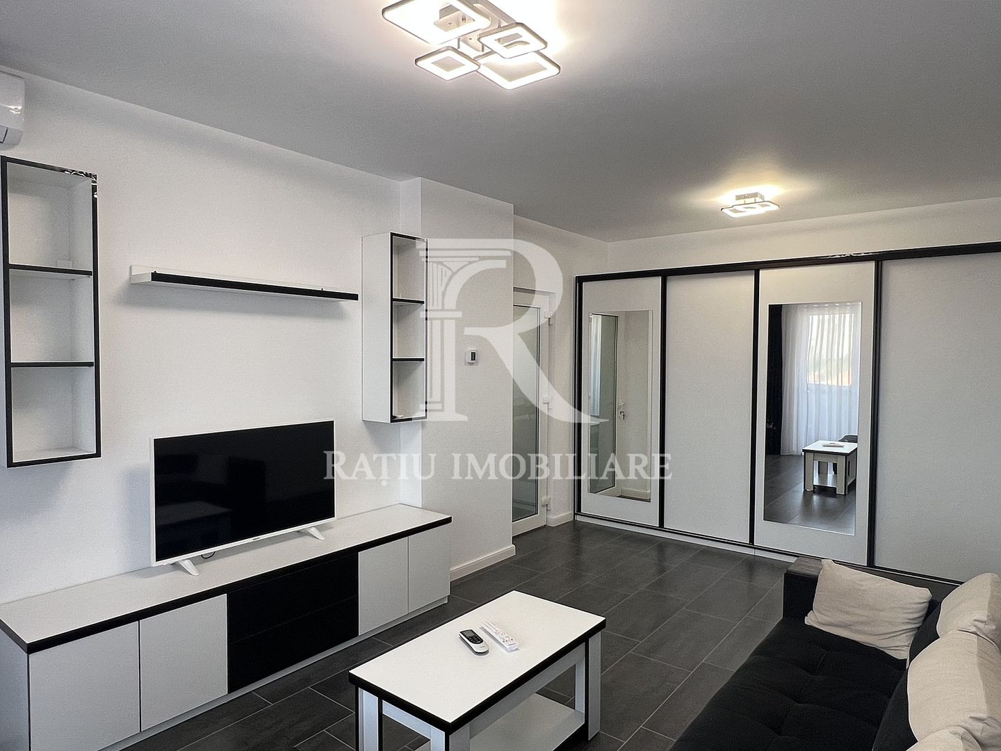 Apartament cu 2 camere | Parcare supraterana | Prima Urbana | Iosia | Oradea - Poză 3