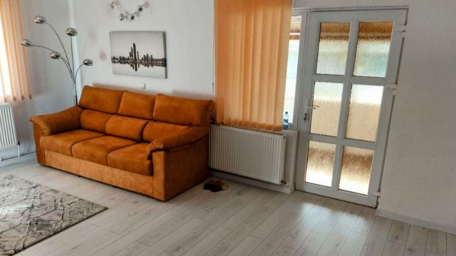 Casa individuală P+M, zonă liniștită, în Vatra veche a satului - Poză 5