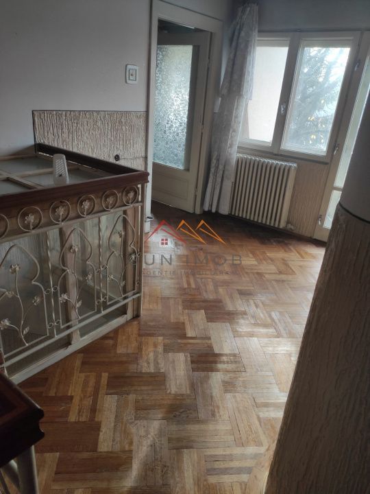 Casa D+P+E, an 1980, teren 285 m2, zona foarte buna, Campina, Prahova - Poză 7