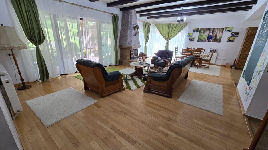 Casa 6 camere,300 mp,2500mp teren, Valea Iubirii,0% comision - Poză 22