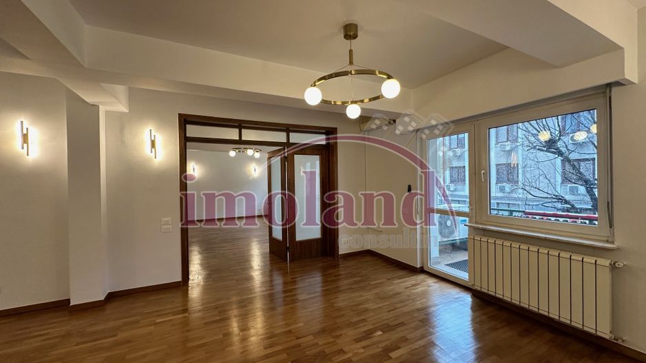 Inchiriere - 4 camere Renovate Integral - Primaverii - Poză 2