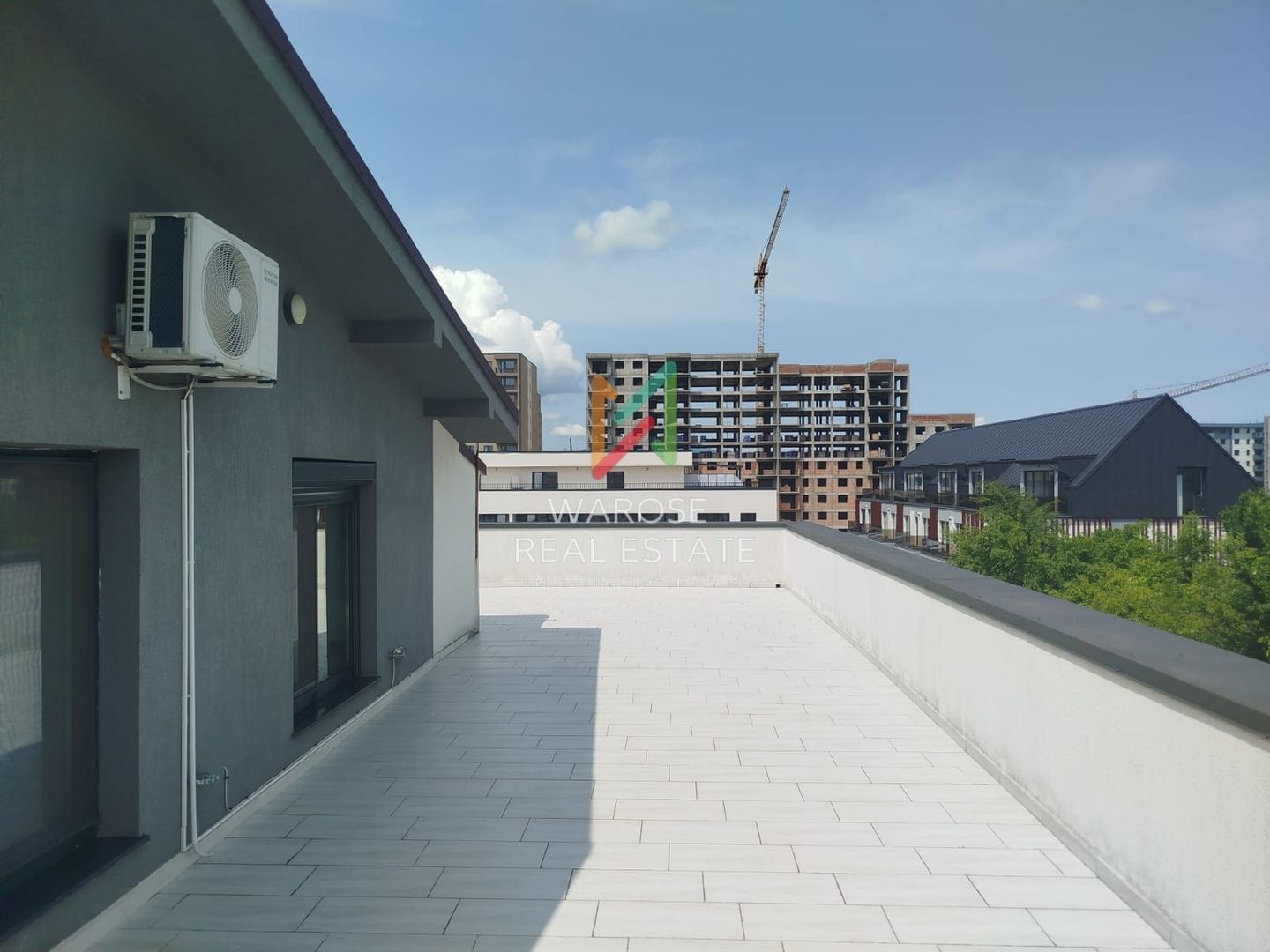 Apartament tip penthouse | Tractorul-Coresi | Terasă 97 mp - Poză 14