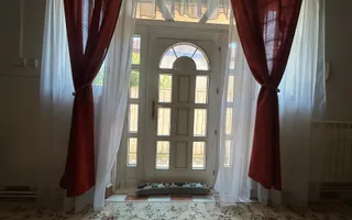 „Vilă cu piscină și teren 1.400 mp în zona Mal, Onești - Poză 20