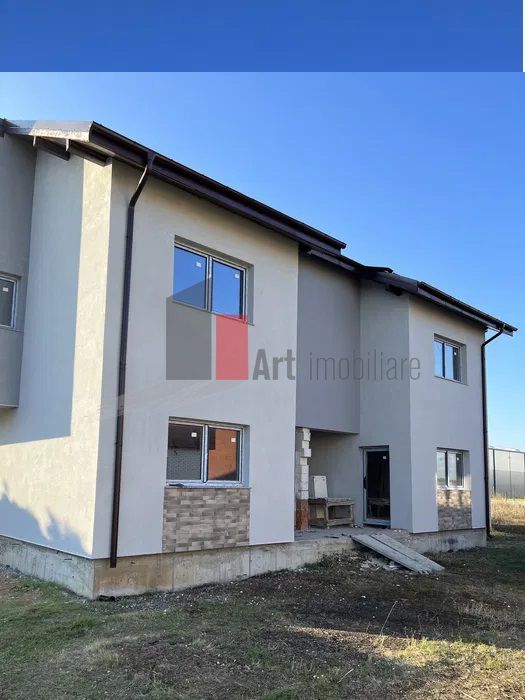 Vila duplex Balotesti Bavaria Park - Poză 1