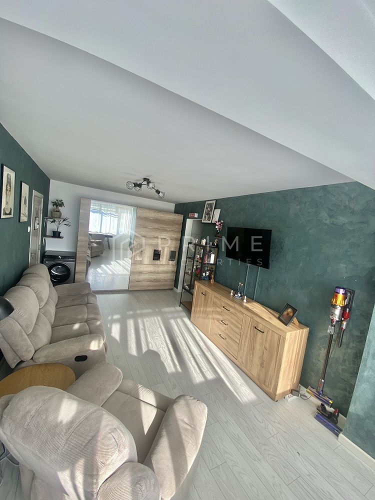 Apartament cu 2 camere, renovat și mobilat – Vedere panoramică - Poză 3