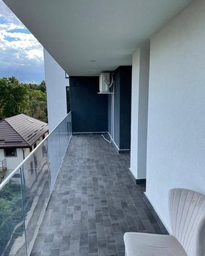 4 camere cu doua parcari subterane - vedere catre parc Herastrau - Poză 6