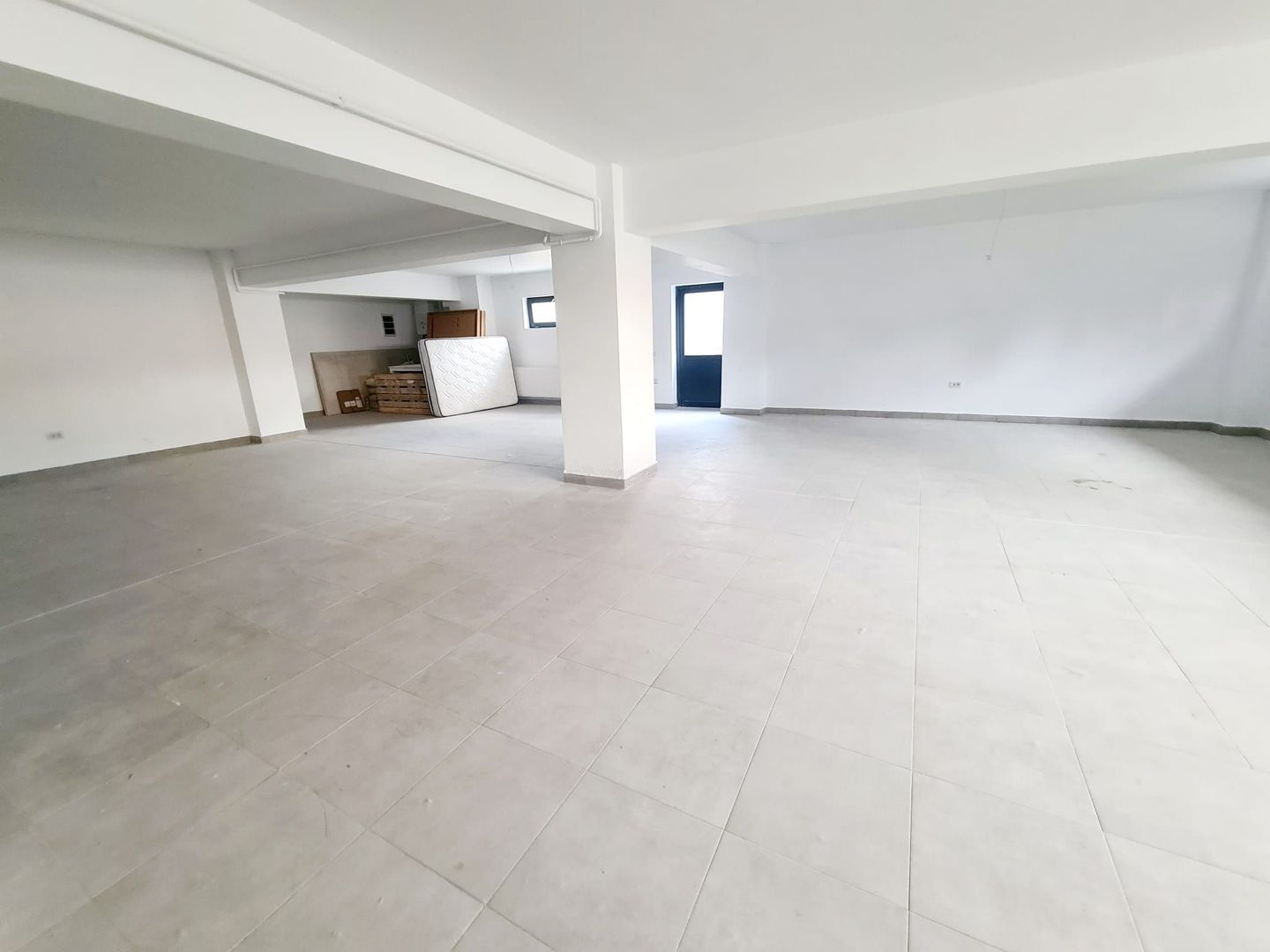 Spatiu comercial de vanzare sau inchiriere - Poză 6