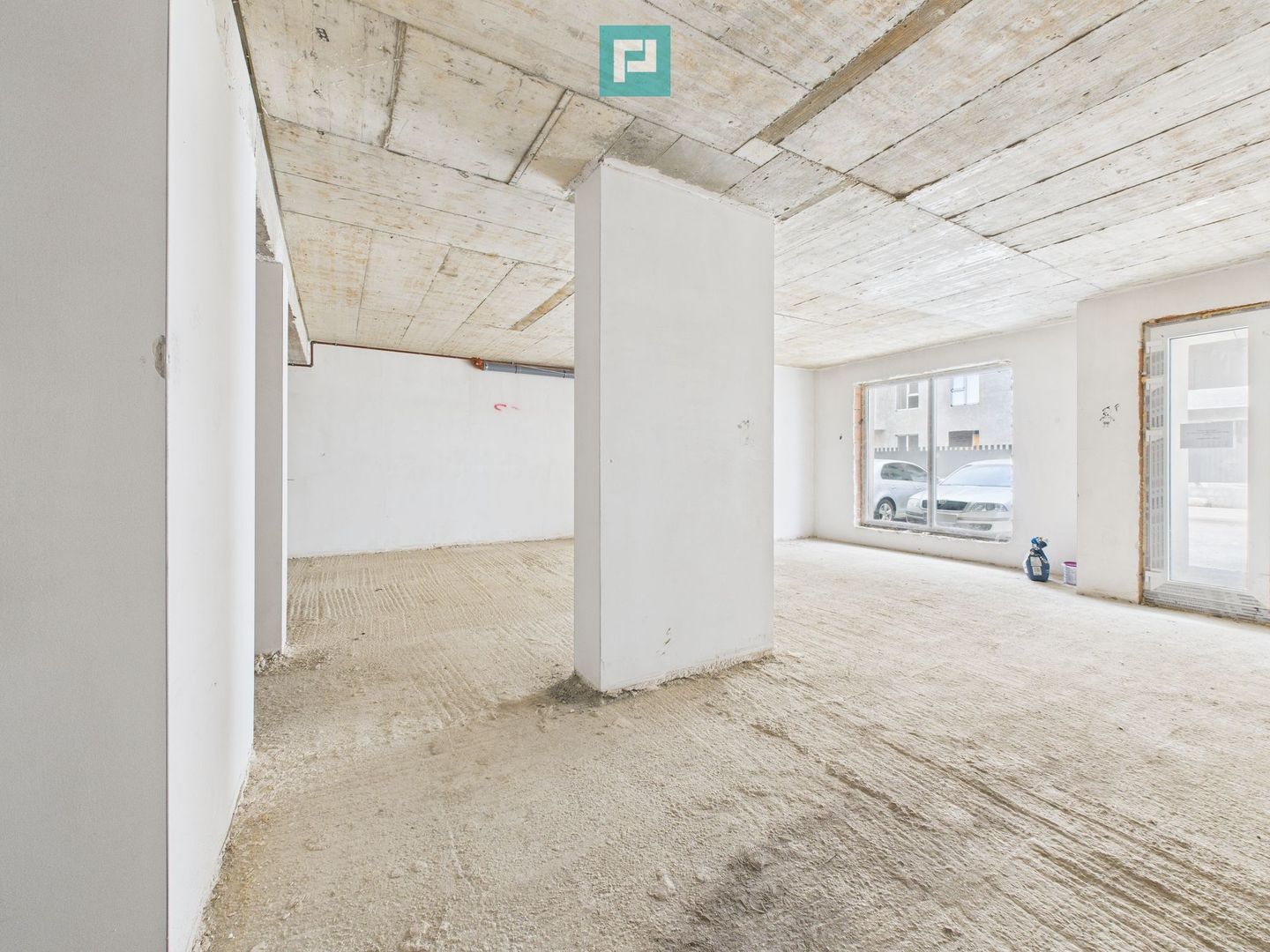 Spațiu comercial 95 mp la parterul blocului MTM - Poză 6