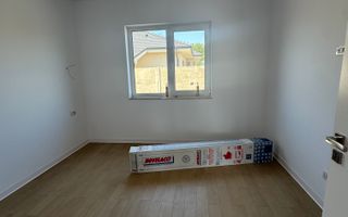 -Casa individuală -4 camere -2 băi - - Poză 10