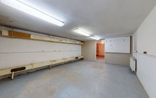 DAMAROAIA | Jiului | Chirie Casa 16 camere | 15 parcari + Metrou 900m - Poză 9