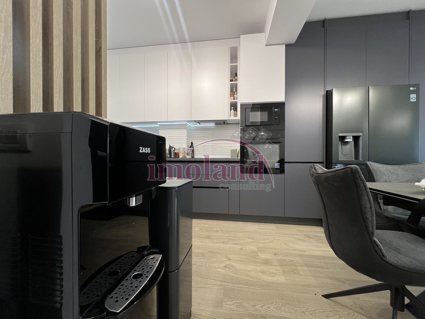 Vanzare - Casa 4 camere + curte - Otopeni - Poză 4