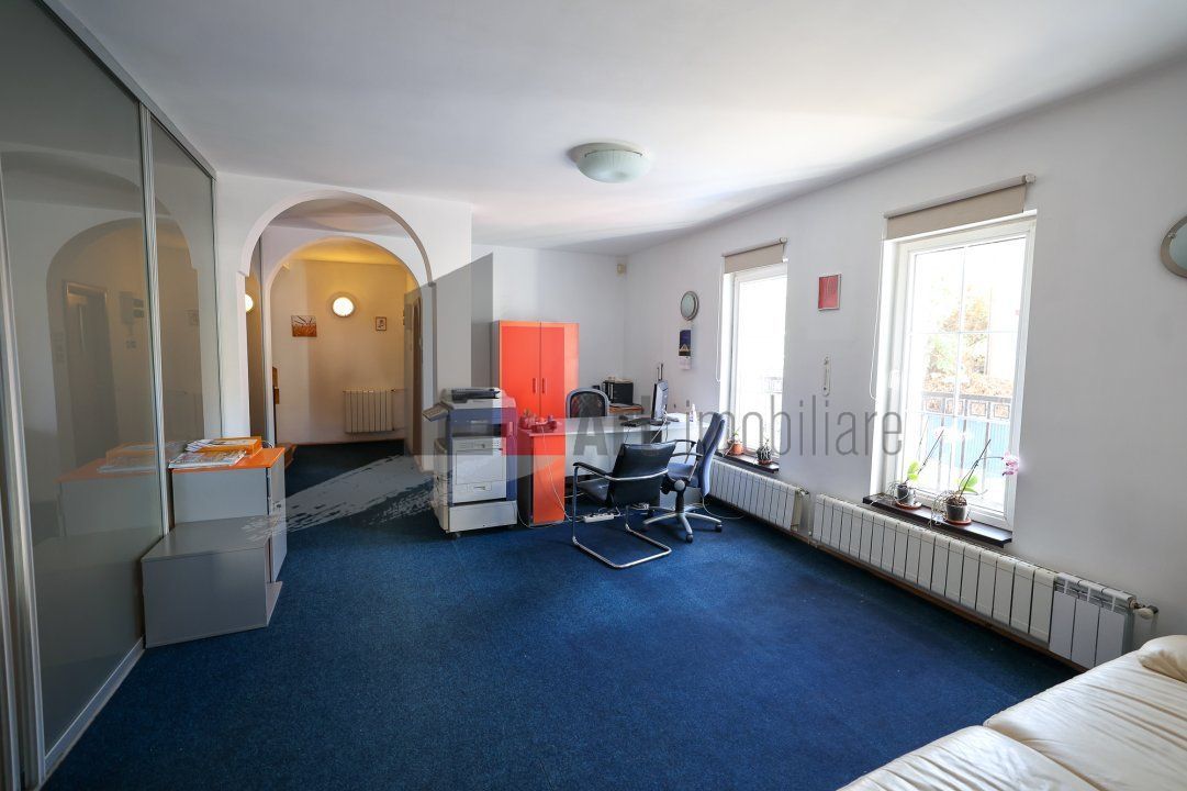 VILA IN DOMENII LOCATIE EXCELENTA - Poză 10