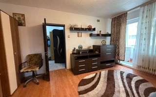 2 CAMERE TATARASI SCOALA 4 IONET TEODOREANU , GEAM LA BAIE, CENTRALA. - Poză 3