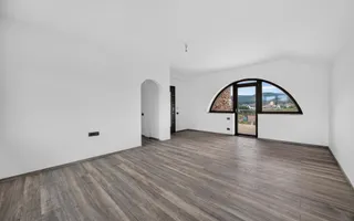 Vila cu arhitectura deosebita, teren 636mp, Cristian, Brasov - Poză 13