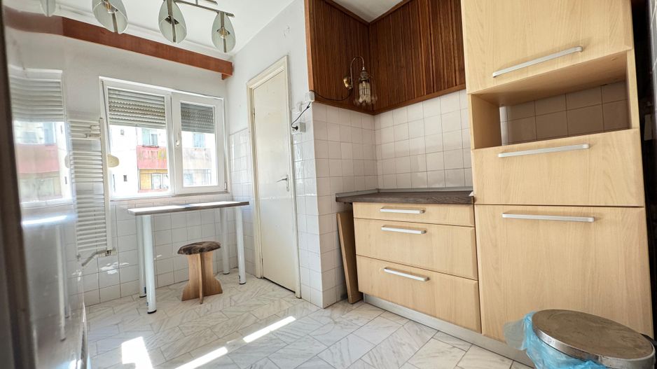 Apartament 3 camere-Spitalul Judetean-Girocului - Poză 2