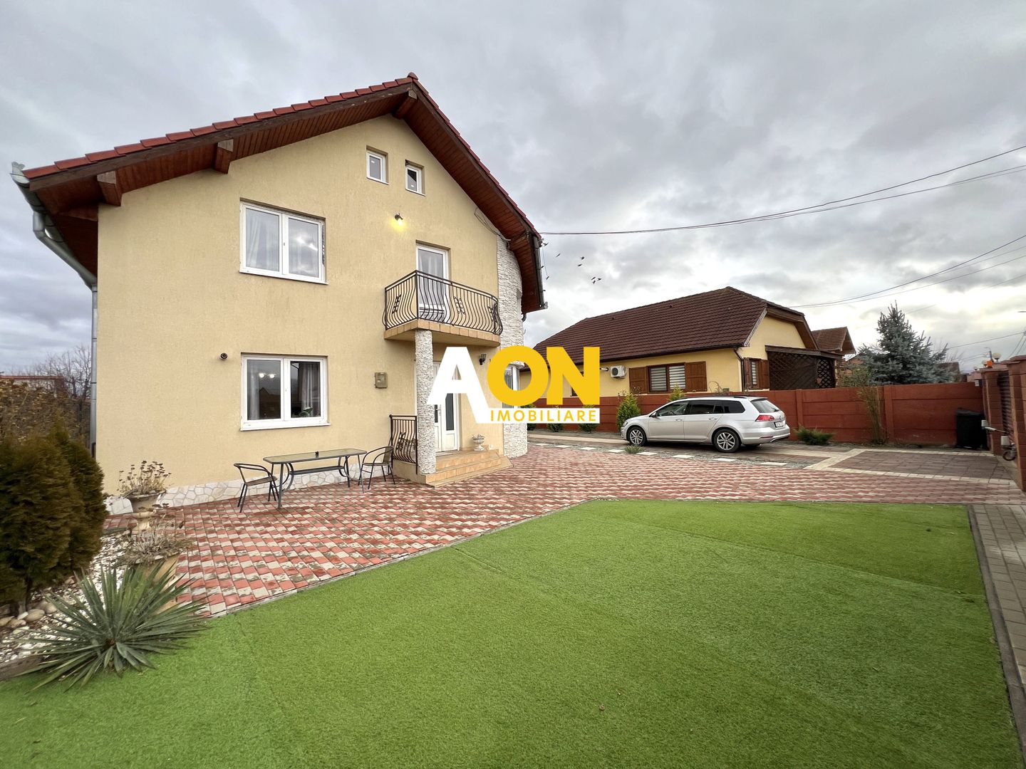 Casa de vanzare - 5 Camere, 2 Bai,  Garaj, 1000mp Teren - Poză 30