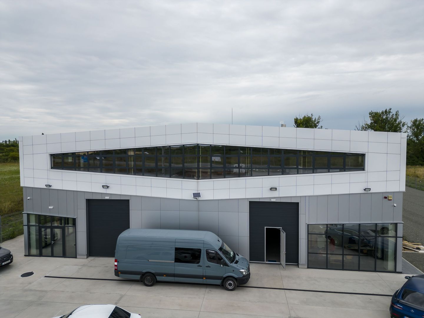 Hală industrială cu teren de 7330mp zona Aeroport - Poză 5