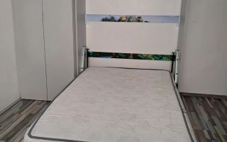 Apartament 3 camere + balcon 10 mp, mobilat și utilat, zona Vivo. - Poză 5