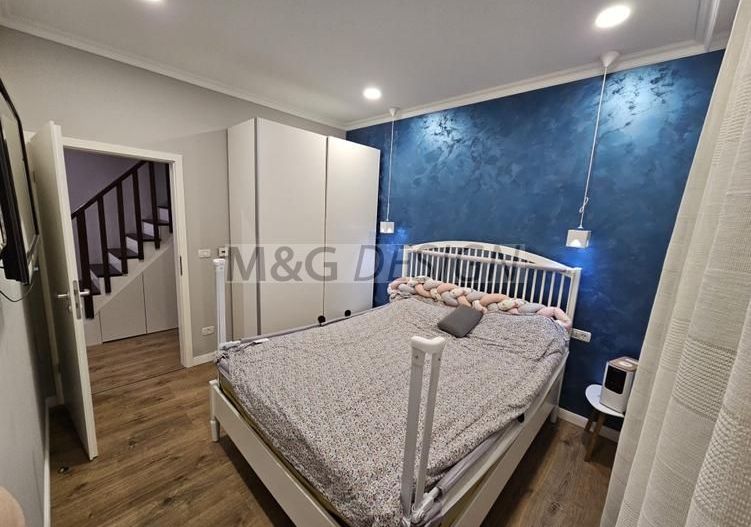 Apartament  Dumbrăvița 4 camere cu scara interioara - Poză 7