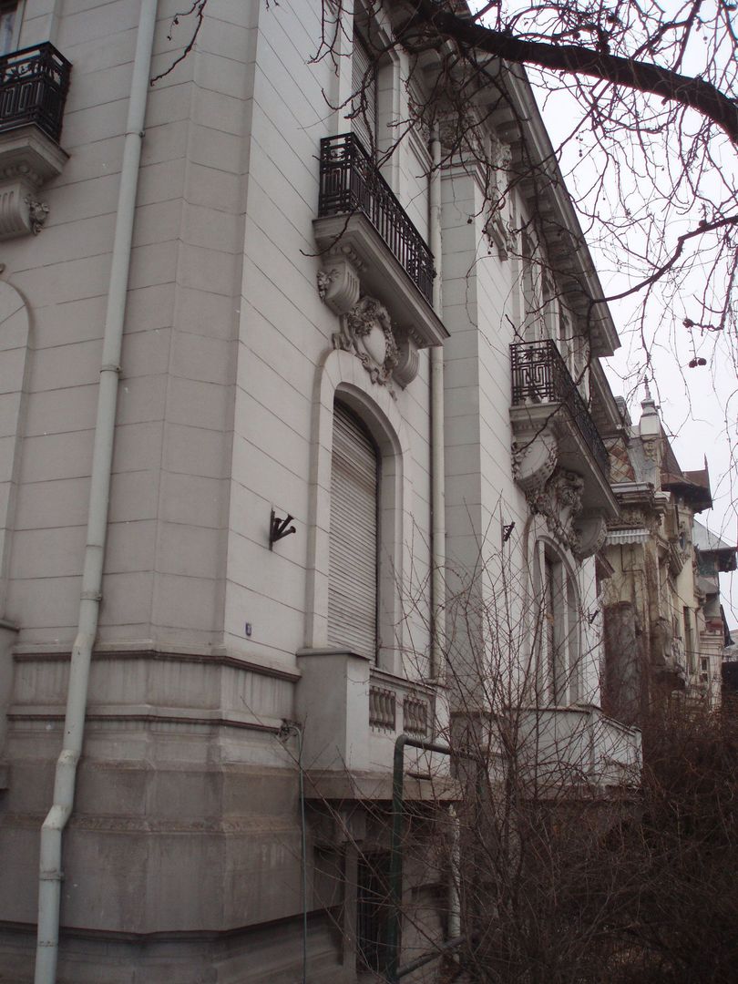 Vila 1000 mp teren 750 Romana Victoriei 16 camere - Poză 6