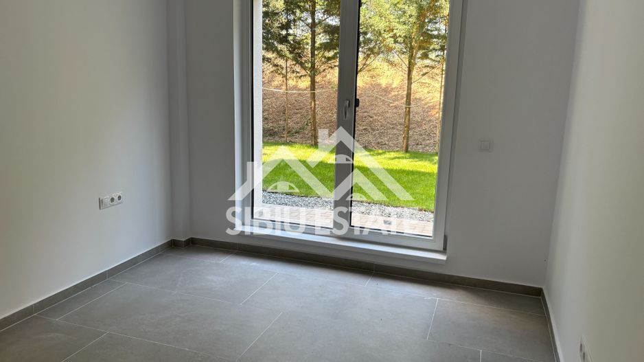Apartament 3 camere de vanzare - structura tip vila, zona verde - Poză 5