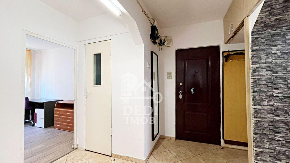 Apartament cu 3 camere de inchiriat zona Calea Aradului, Oradea - Poză 7