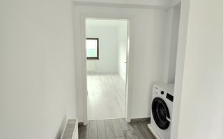 ​Casă 3 camere, 2 băi, curte generoasă 471 mp - Complex Luna, Balotești - Poză 7