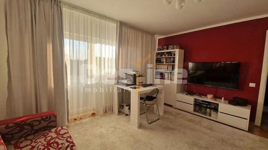 Apartament 3 camere de vanzare - Poză 2