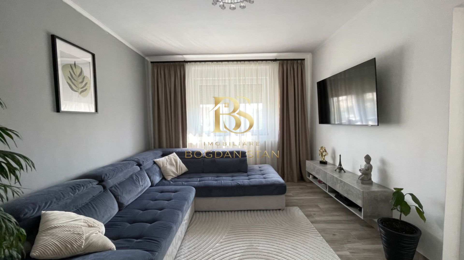 Apartament 3 camere de vânzare | Etaj 4 | Zona Micro 15 - Poză 1