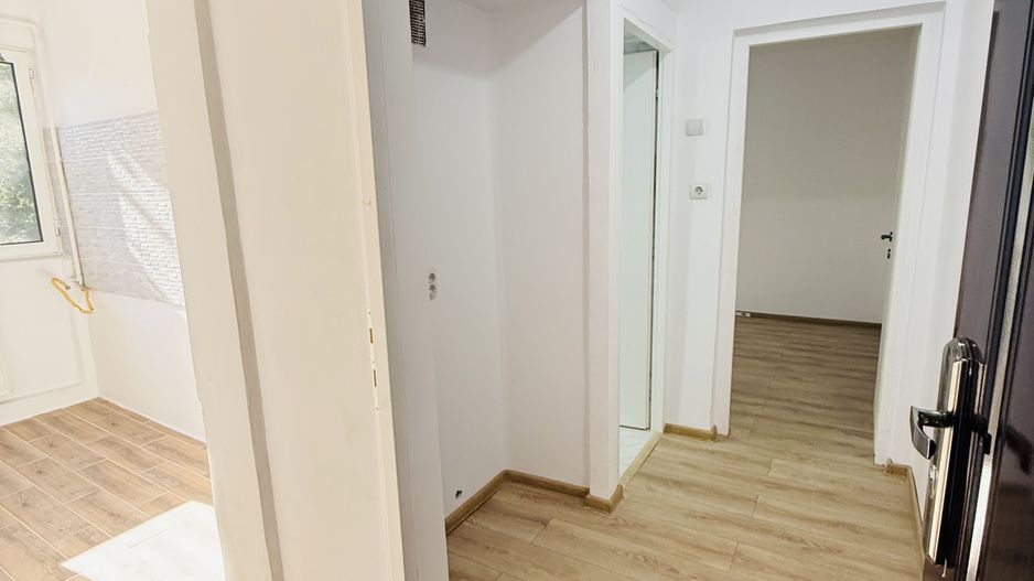 Șagului | 2 camere | Renovat recent | Etaj intermediar | Zonă verde - Poză 2