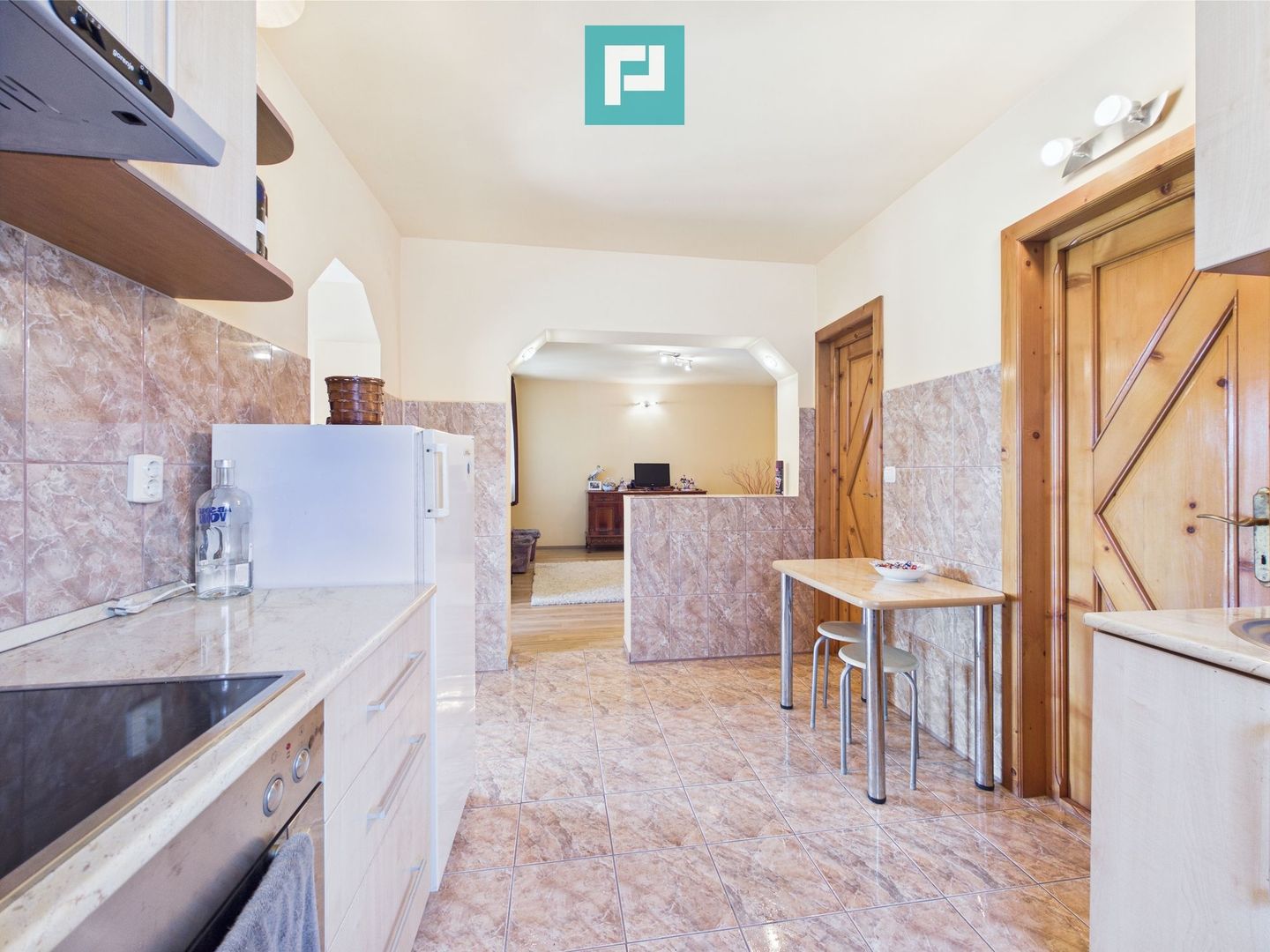 Vilă cochetă 4 camere P+M în Munar - Poză 1