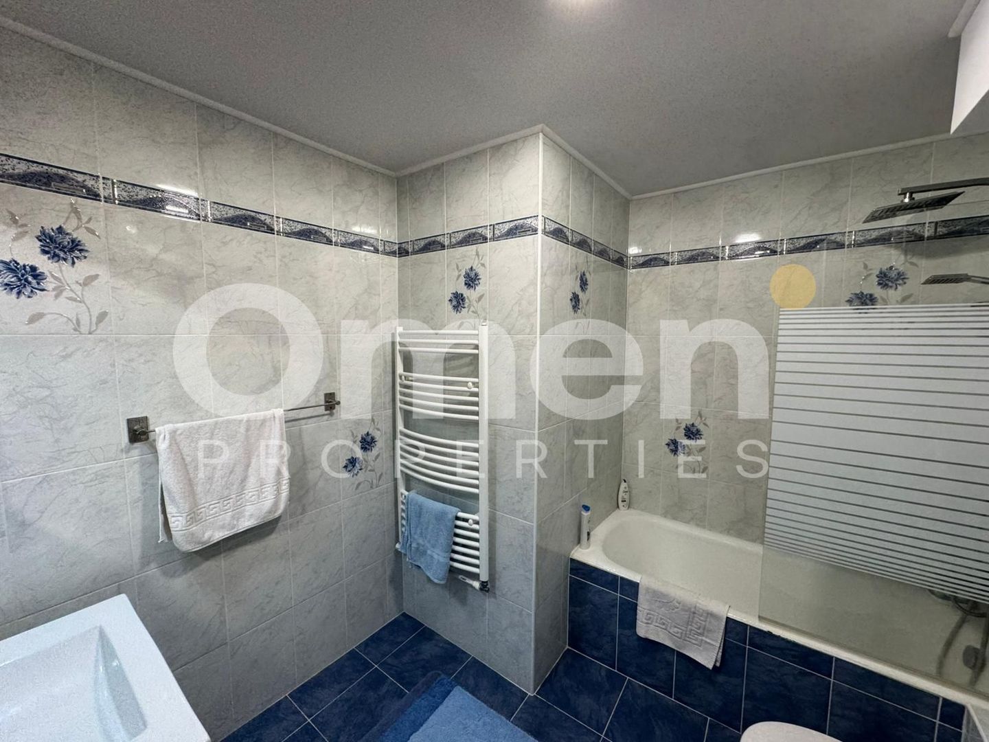 Apartament 3 camere de vânzare | zona Săsar | parter | curte privată | - Poză 4