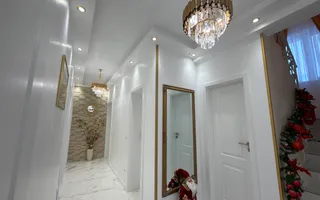 Casa individuala cu 5 camere in Dumbravita - Poză 15
