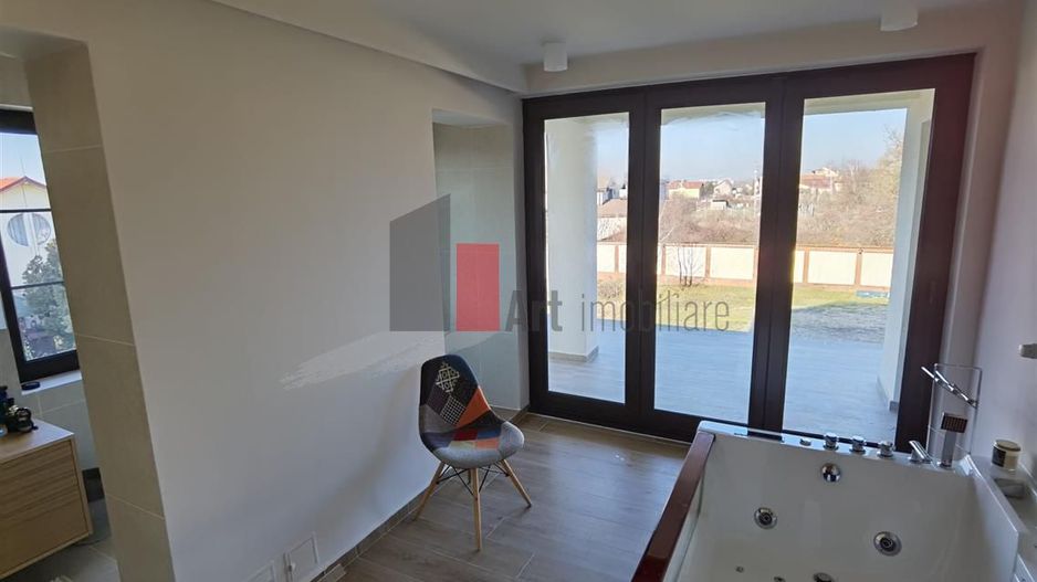 VIla 11 Camere Cernica - Poză 4