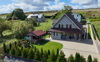 Vilă unică cu teren generos și vedere superbă în Sălicea! - Poză 2