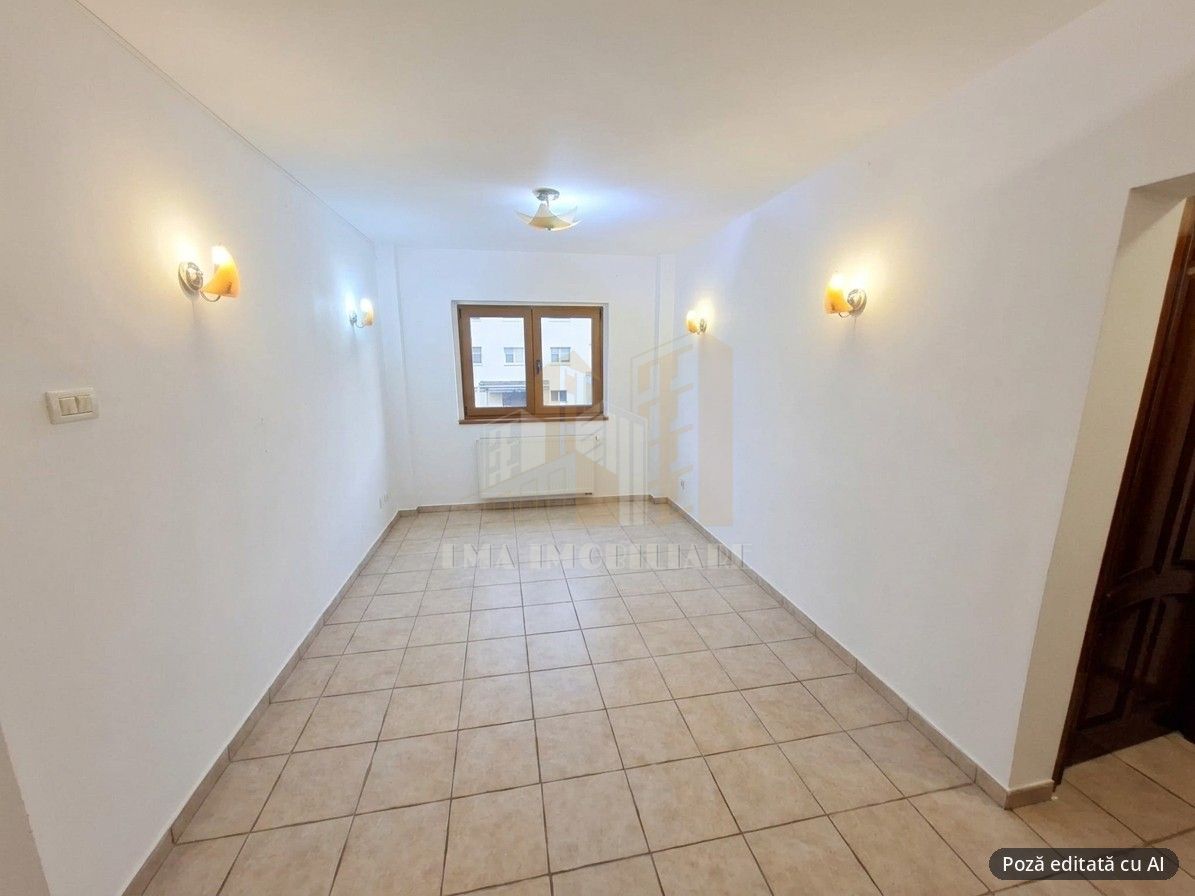 Apartament 4 camere Triaj Brasov - Poză 1
