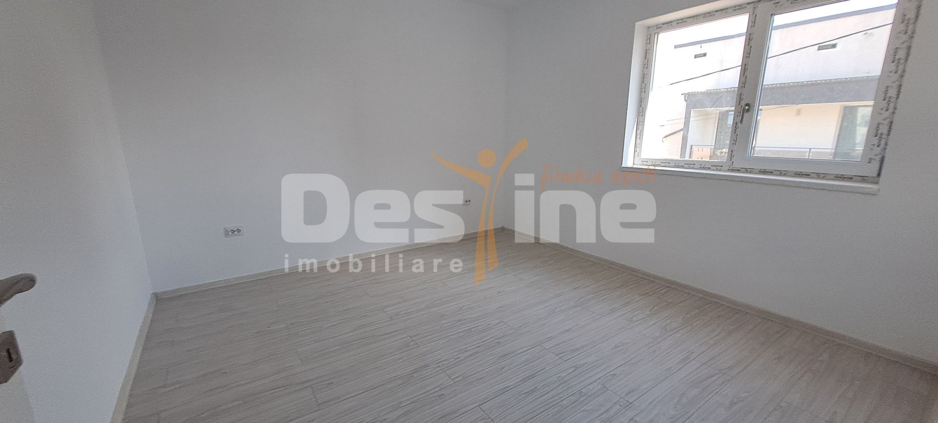 Casă individuală cu 4 camere și teren de 450 mp – Rediu - Poză 19