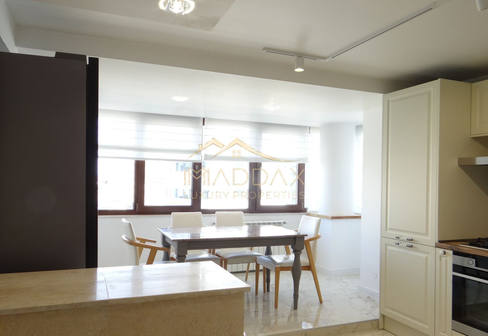Apartament 3 camere I 100 mp I Bulevardul Decebal - Poză 4