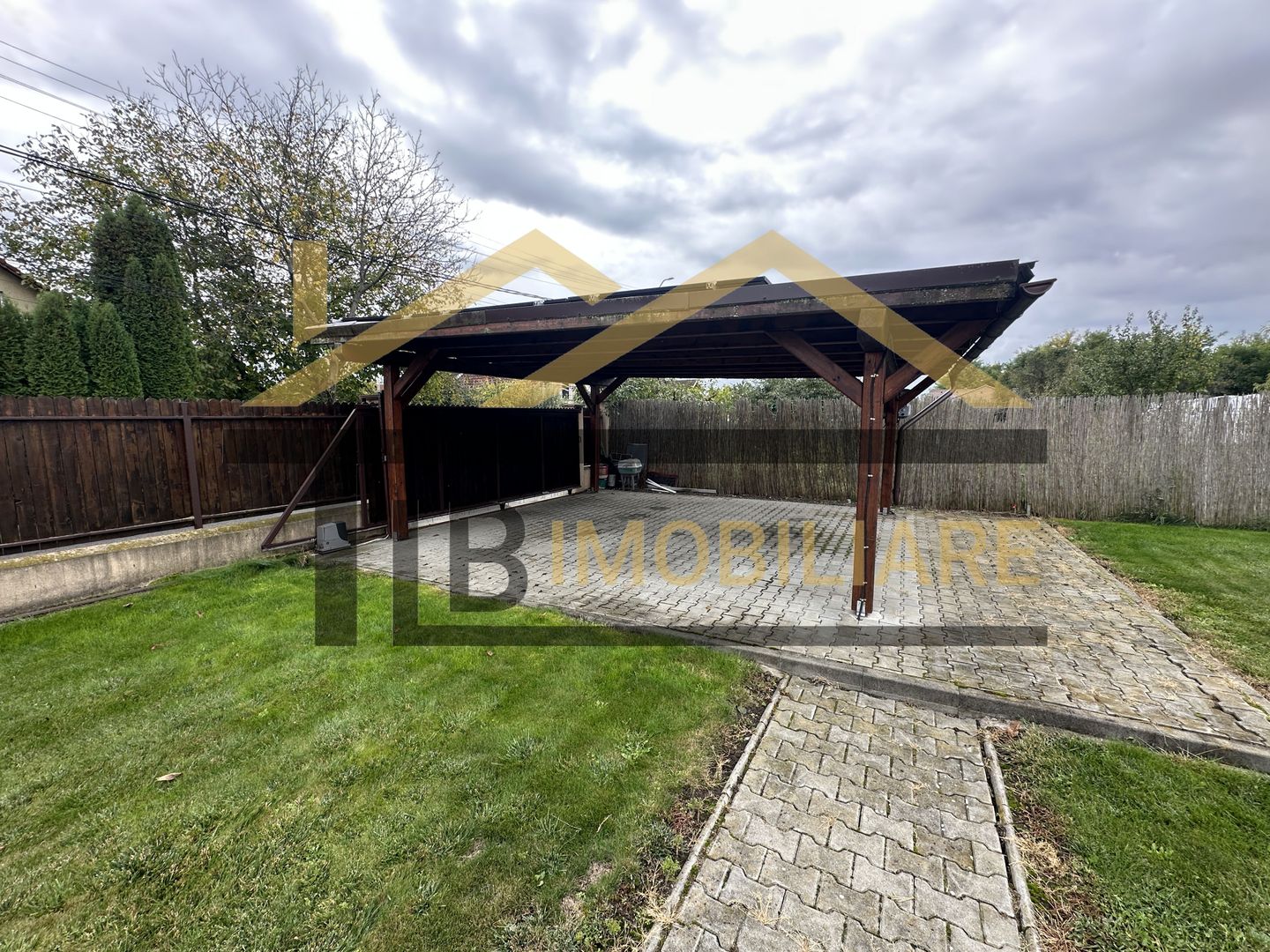 Casa de 4 camere, 200mp, parcari, Zona Unirii - Poză 23