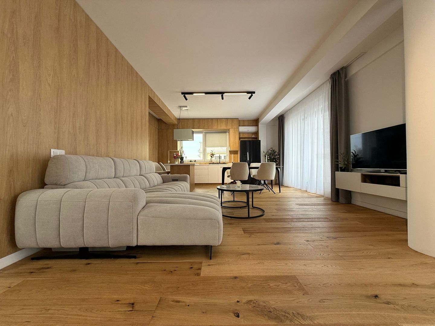 Luxury Duplex with Stunning Sunset Views *** Iancu Nicolae - Poză 15