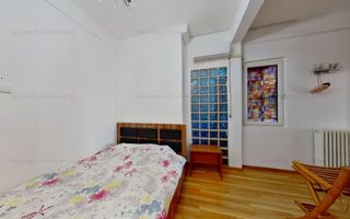 Blvd. Balcescu langa metrou Universitate, 4 camere, terasa de 50mp, 3 bai - Poză 27