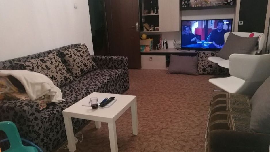 Particular vand Apartament 4 camere - Poză 1