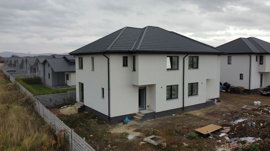 DE VÂNZARE – DUPLEX MODERN ÎN CARTIERUL IZVOR - Poză 2