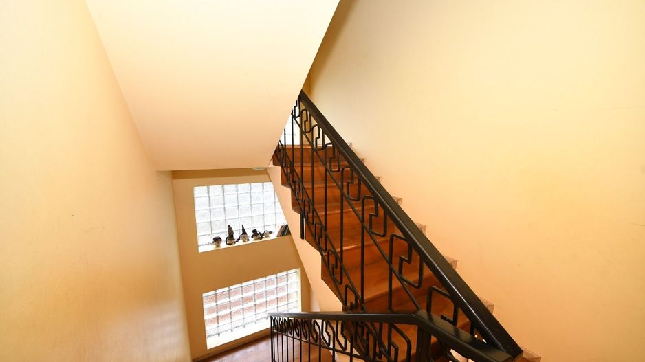 Vila spatioasa, constructie solida, zona micro 17 – Galati - Poză 45