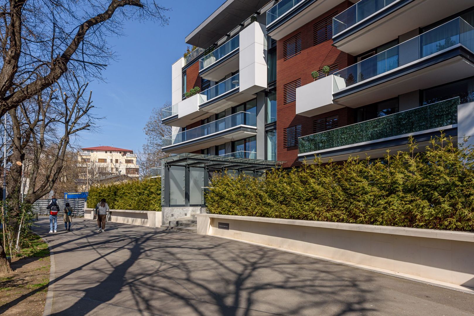 Elegant Duplex with Private Garden in One Aviatorilor Commission-Free - Poză 20