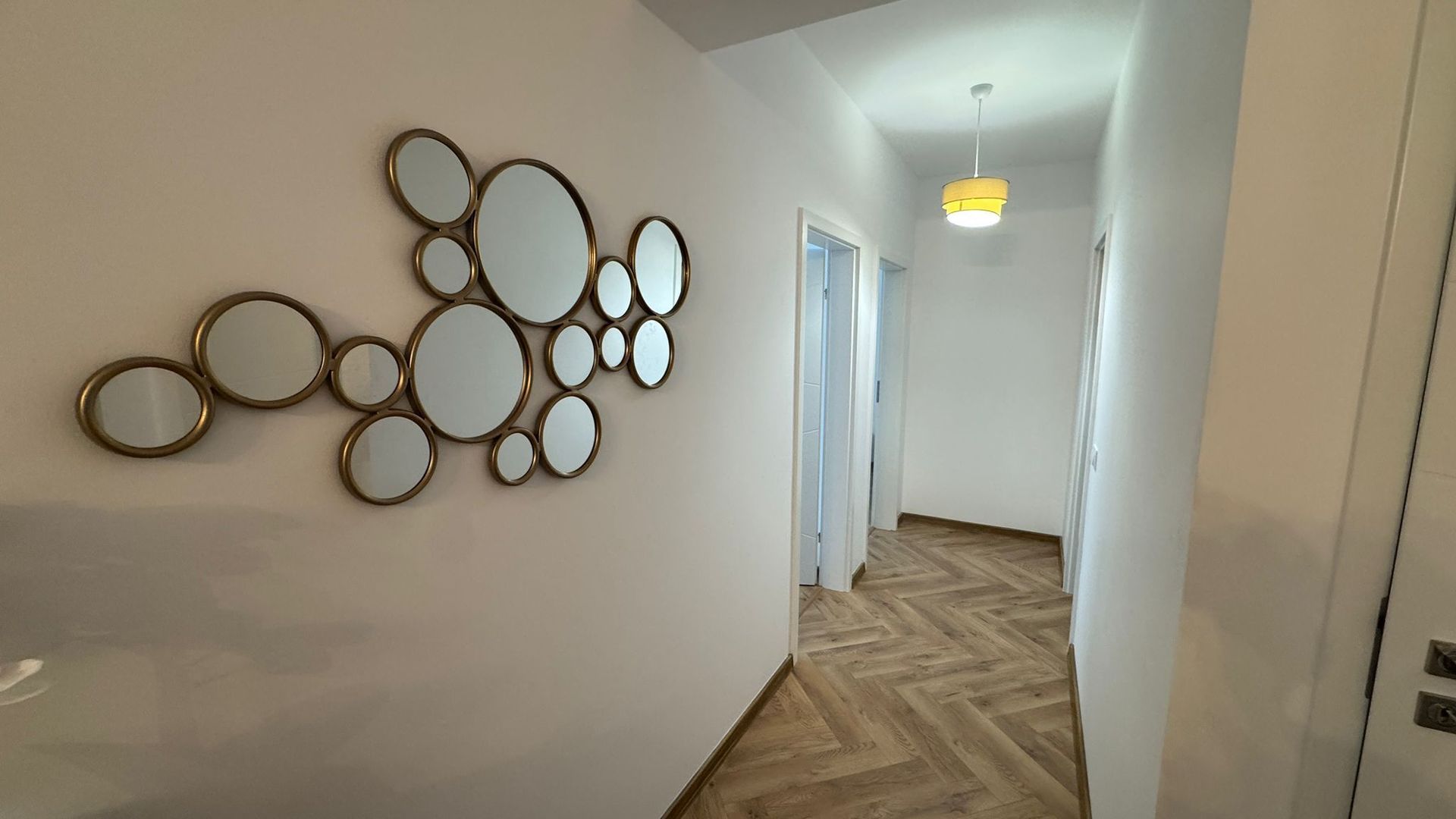 Apartament 3 camere de închiriat – zonă centrală, lângă Mall-ul nou - Poză 11