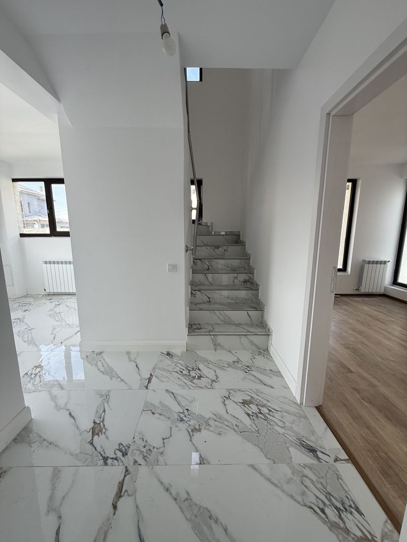 Vila 5 camere 163 mp construiți + teren 289mp - construcție 2023 - Poză 18