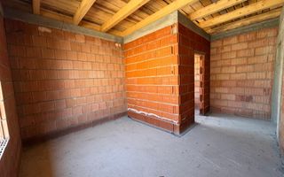 Casa Individuala, 4 Camere, 2 Bai, 730mp, Zona Centrala - Poză 9